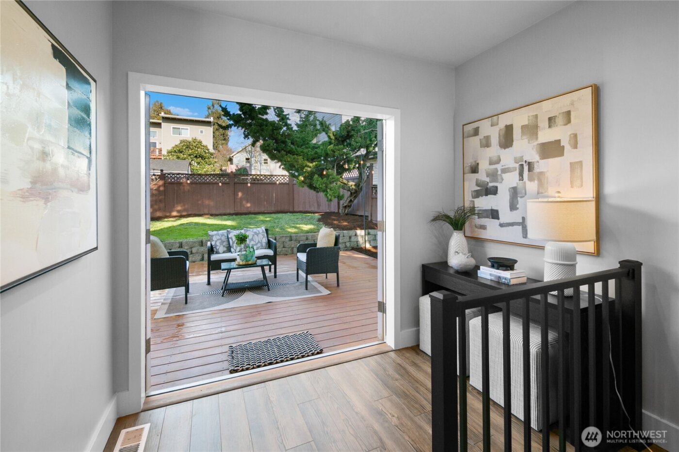 1516 S Bennett Street , Seattle, WA 98108