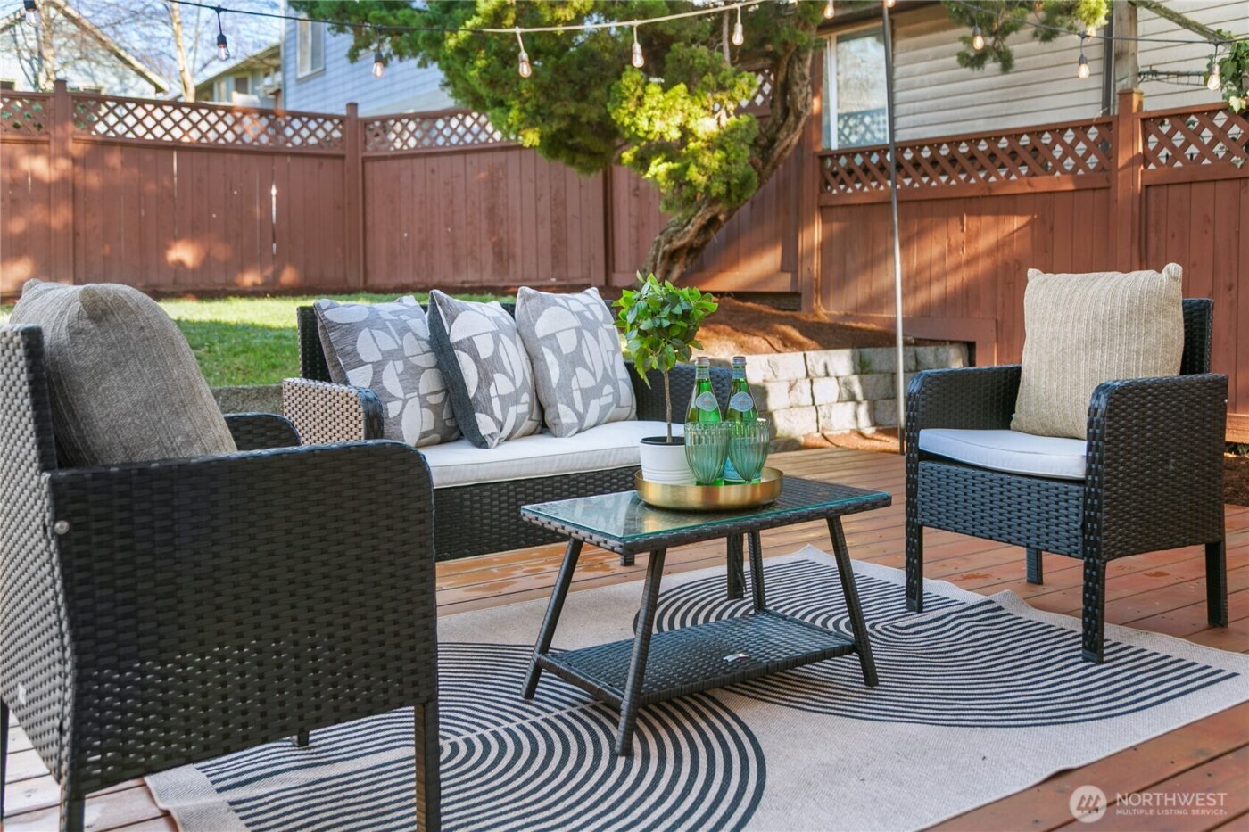 1516 S Bennett Street , Seattle, WA 98108