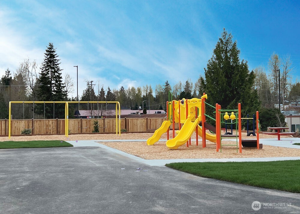 13228 SE 238th Place #9, Kent, WA 98042