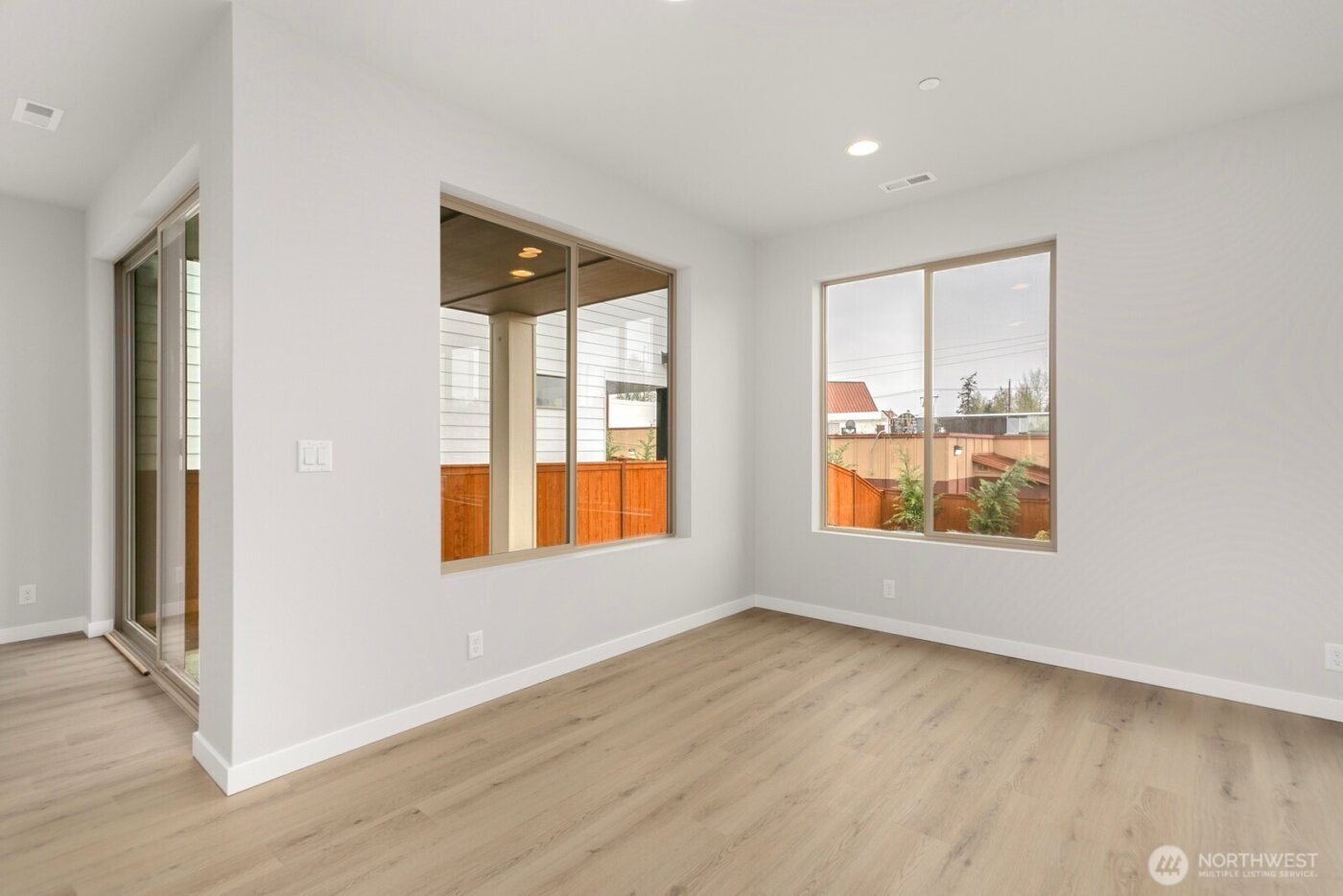 13228 SE 238th Place #9, Kent, WA 98042