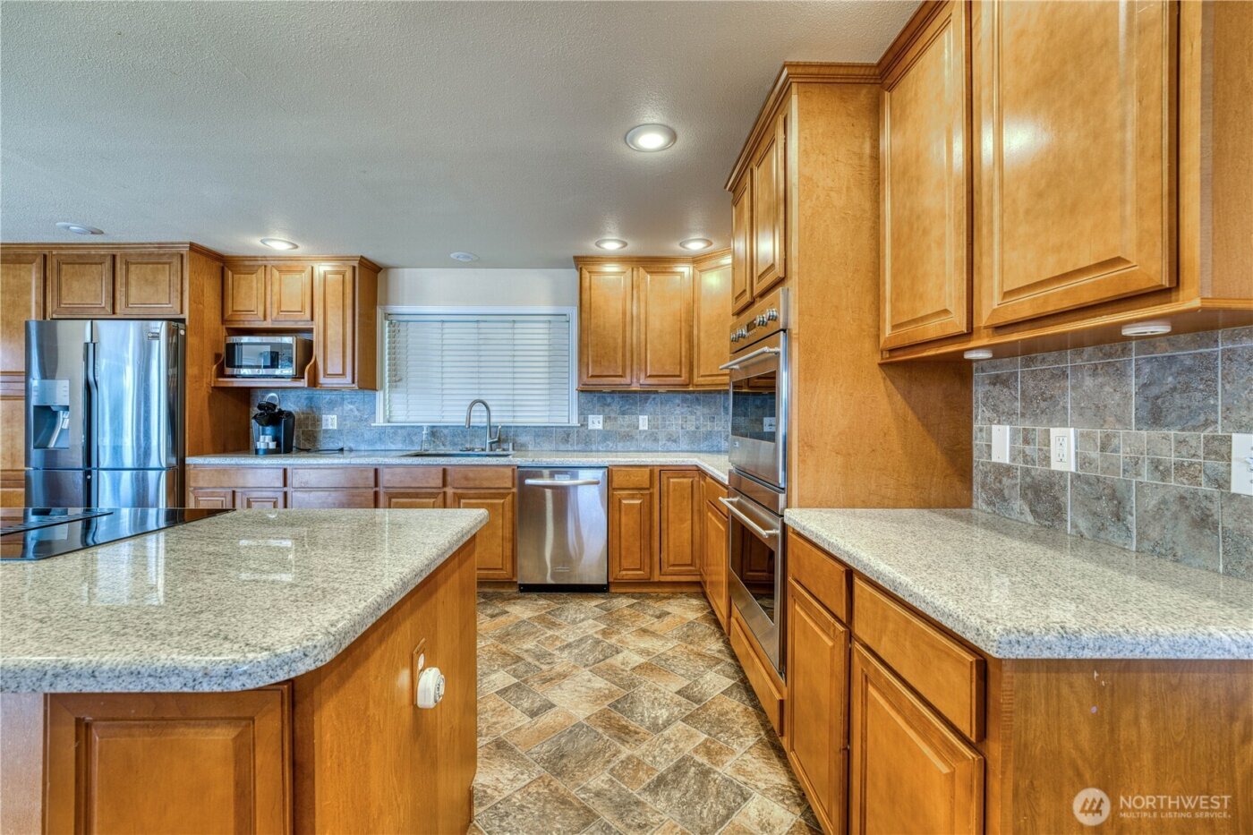 19656 Patriot Lane NW, Poulsbo, WA 98370