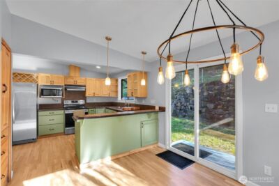 9220 10th Avenue SW, Seattle, WA 98106 - Photo 13