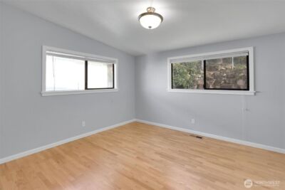 9220 10th Avenue SW, Seattle, WA 98106 - Photo 25