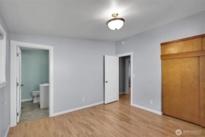 9220 10th Avenue SW, Seattle, WA 98106 - Photo 27