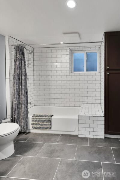 9220 10th Avenue SW, Seattle, WA 98106 - Photo 31