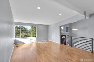 9220 10th Avenue SW, Seattle, WA 98106 - Photo 6