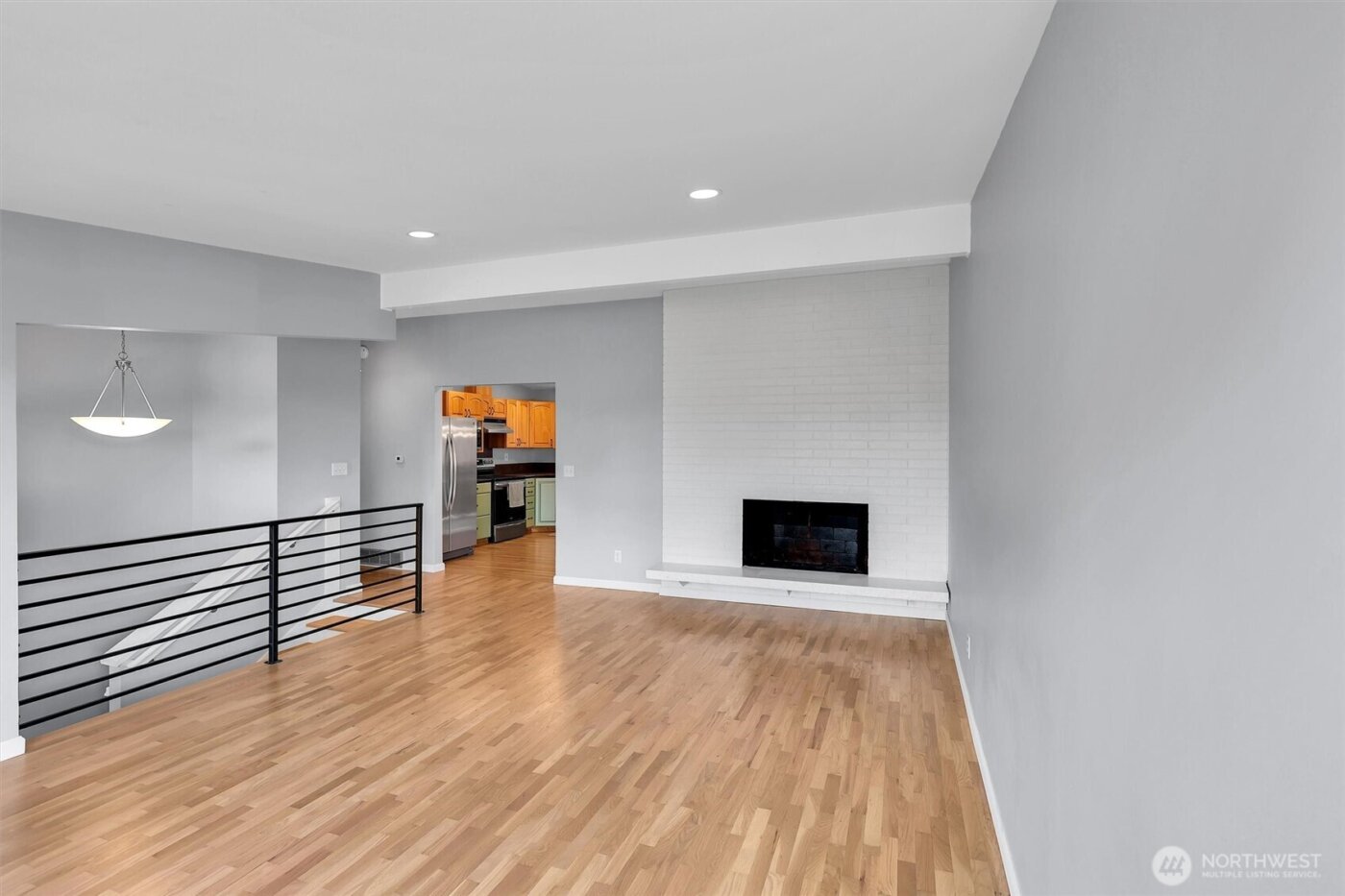 9220 10th Avenue SW, Seattle, WA 98106