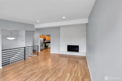 9220 10th Avenue SW, Seattle, WA 98106 - Photo 7