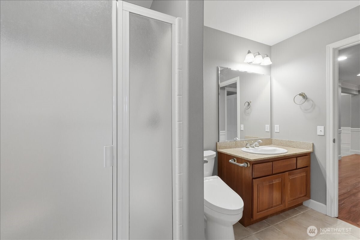 23107 96 Place S, Kent, WA 98031