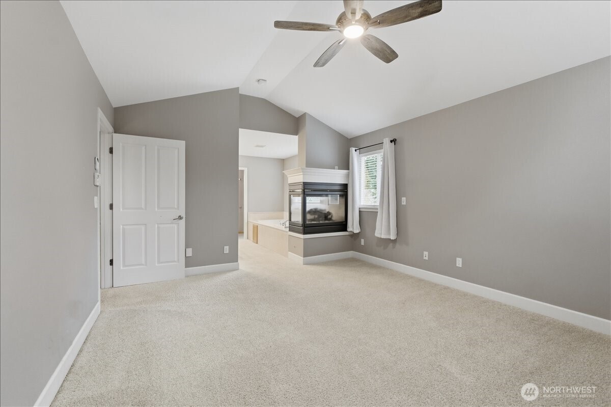 23107 96 Place S, Kent, WA 98031