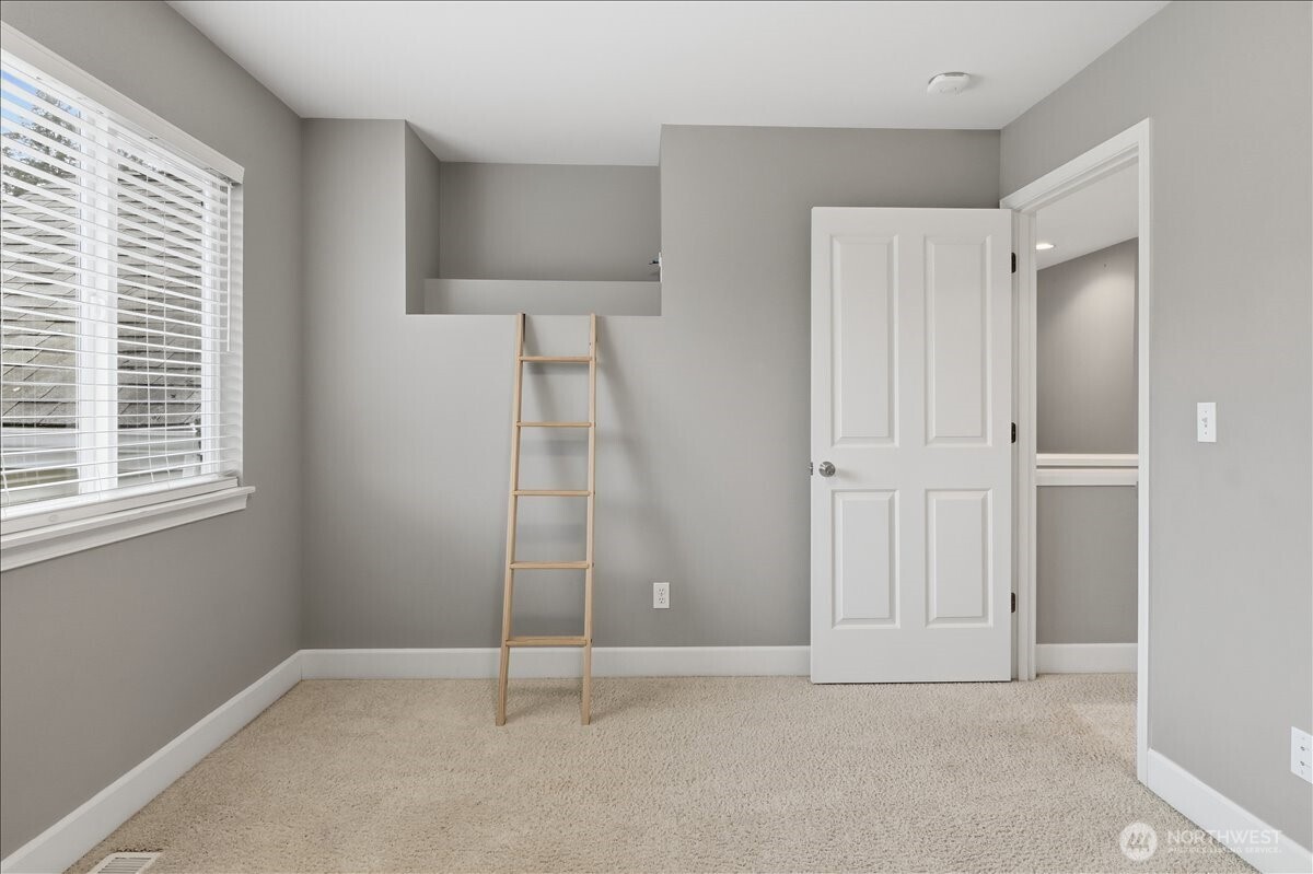 23107 96 Place S, Kent, WA 98031