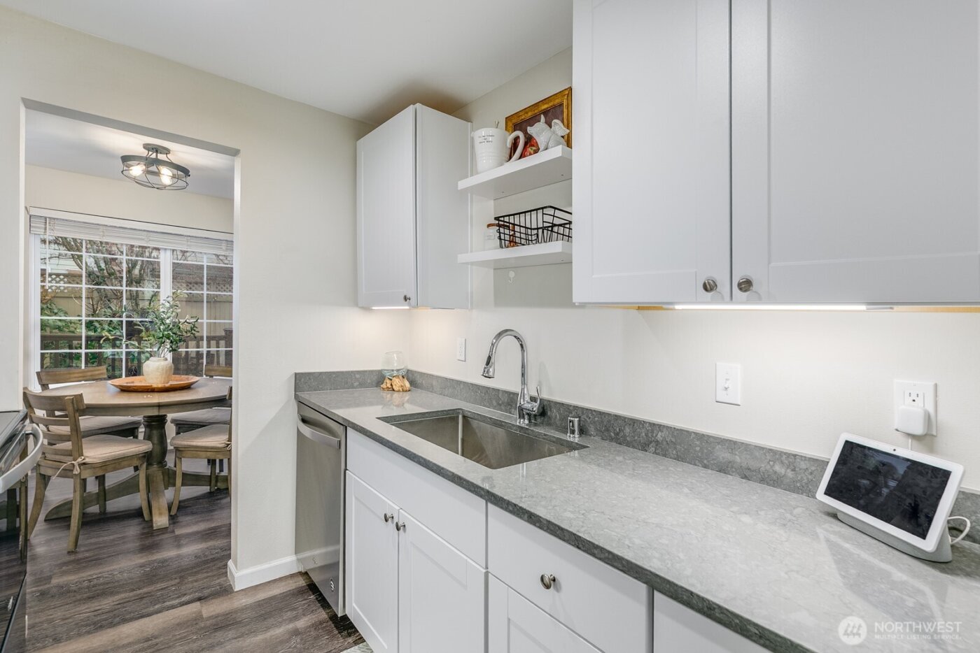 7821 196th Street SW #B, Edmonds, WA 98026