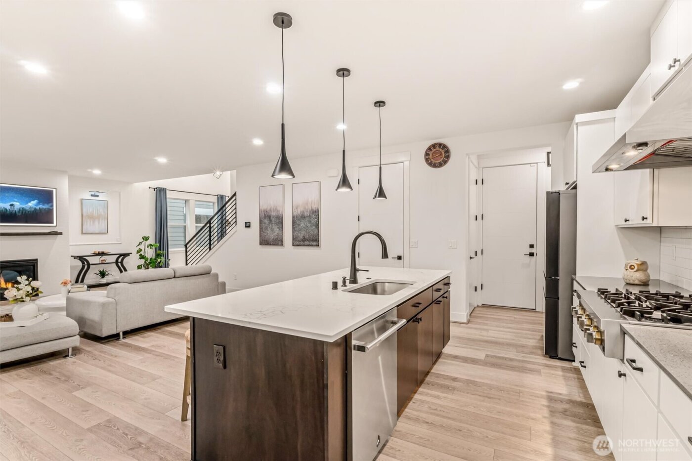 1760 246th Place NE, Sammamish, WA 98074