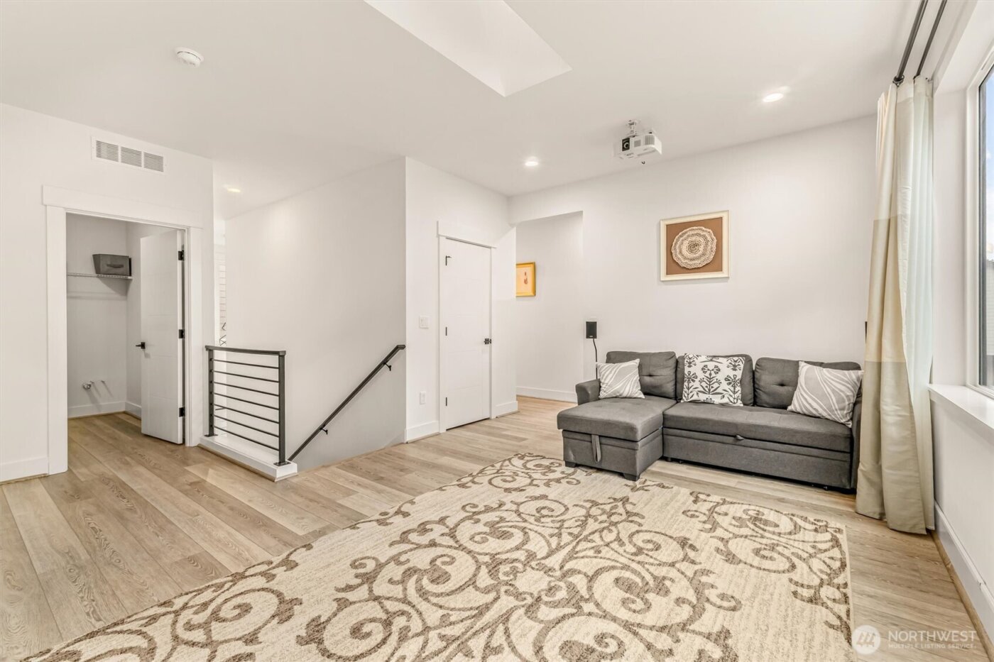 1760 246th Place NE, Sammamish, WA 98074