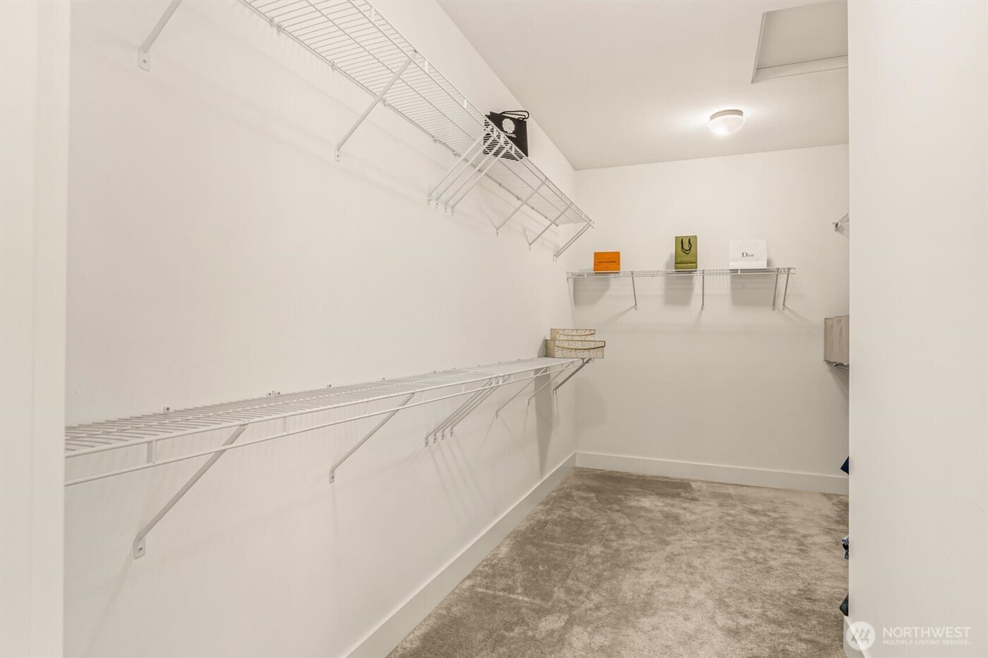 1760 246th Place NE, Sammamish, WA 98074