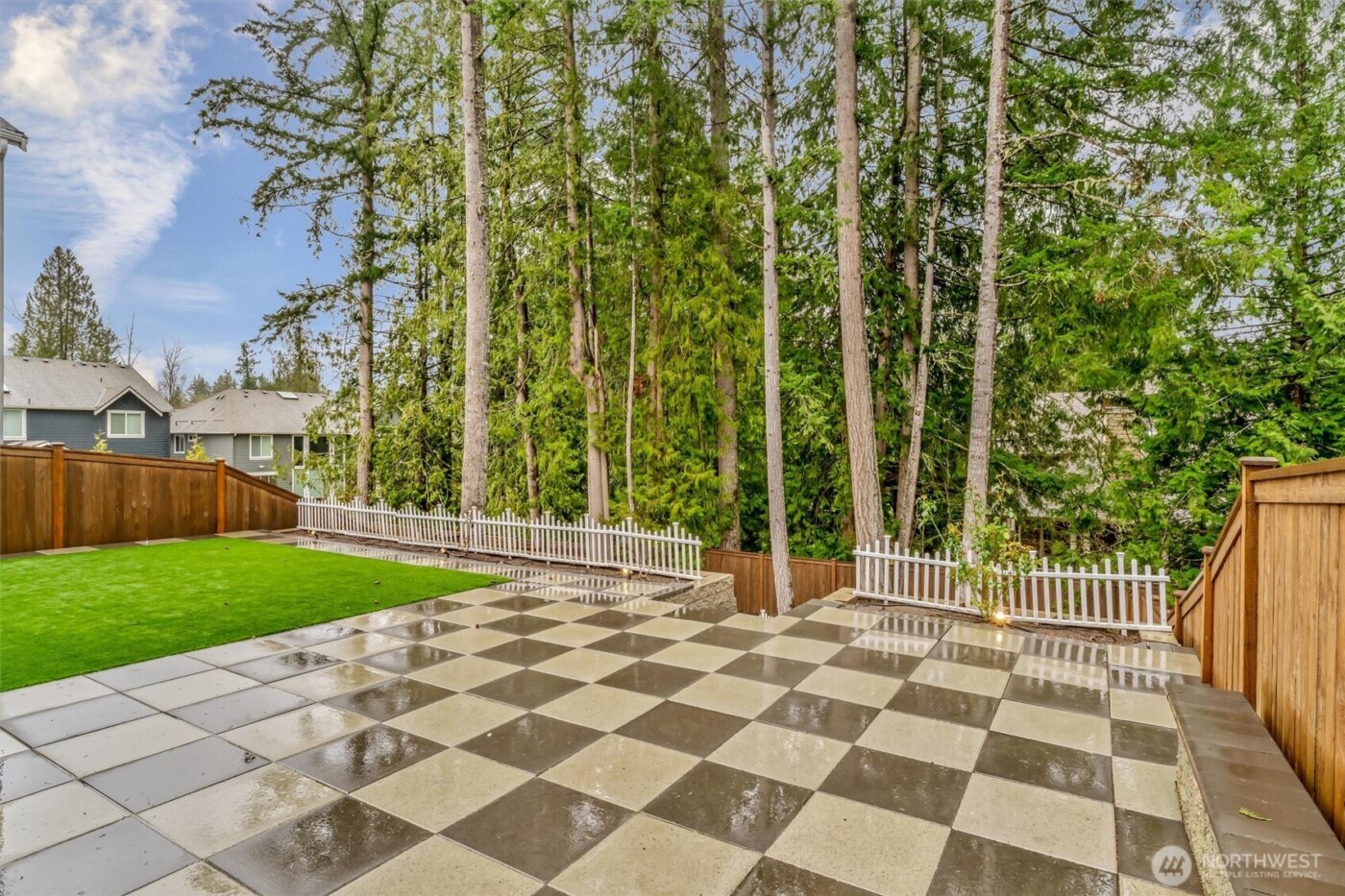 1760 246th Place NE, Sammamish, WA 98074