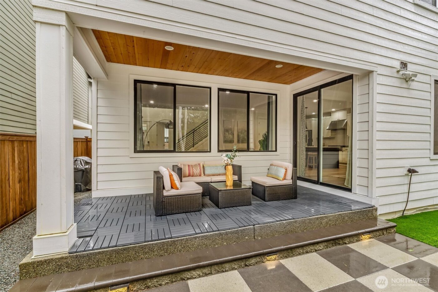 1760 246th Place NE, Sammamish, WA 98074