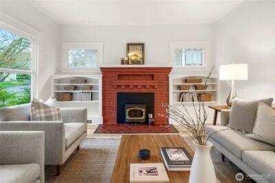 1617 33rd Avenue , Seattle, WA 98122 - Photo 2