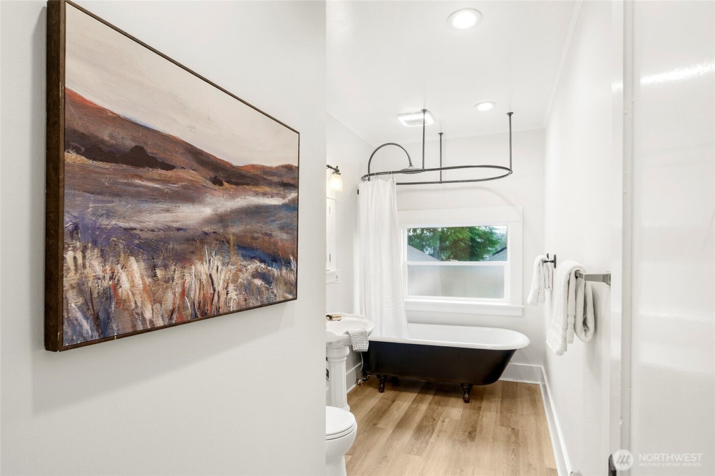 1617 33rd Avenue , Seattle, WA 98122