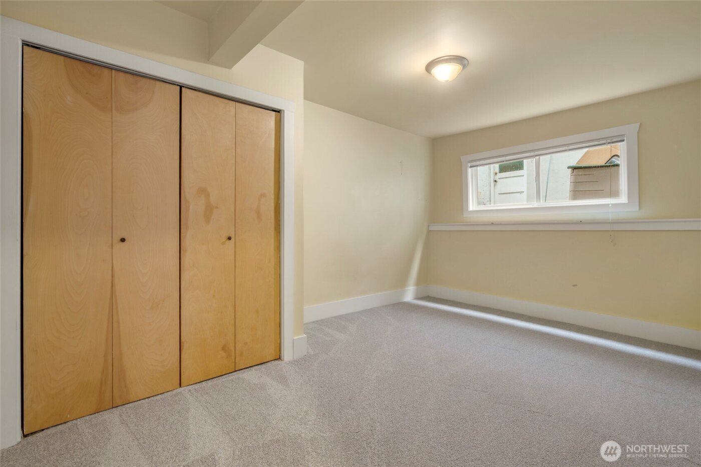 1617 33rd Avenue , Seattle, WA 98122