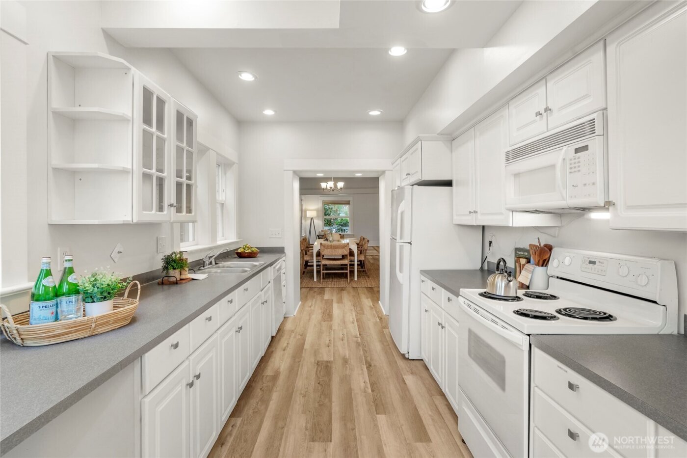 1617 33rd Avenue , Seattle, WA 98122