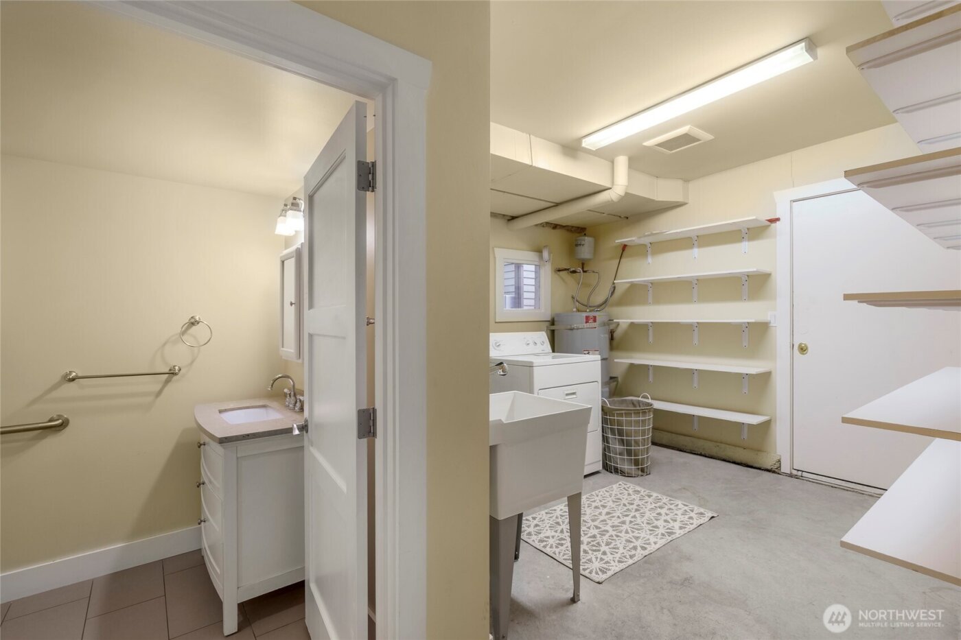 1617 33rd Avenue , Seattle, WA 98122