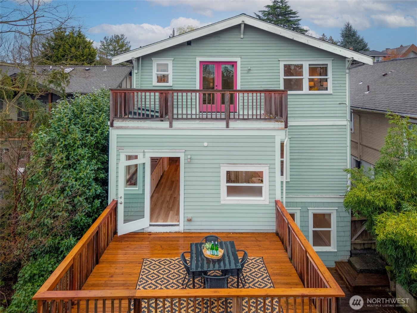 1617 33rd Avenue , Seattle, WA 98122