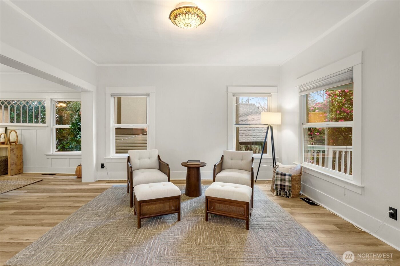 1617 33rd Avenue , Seattle, WA 98122