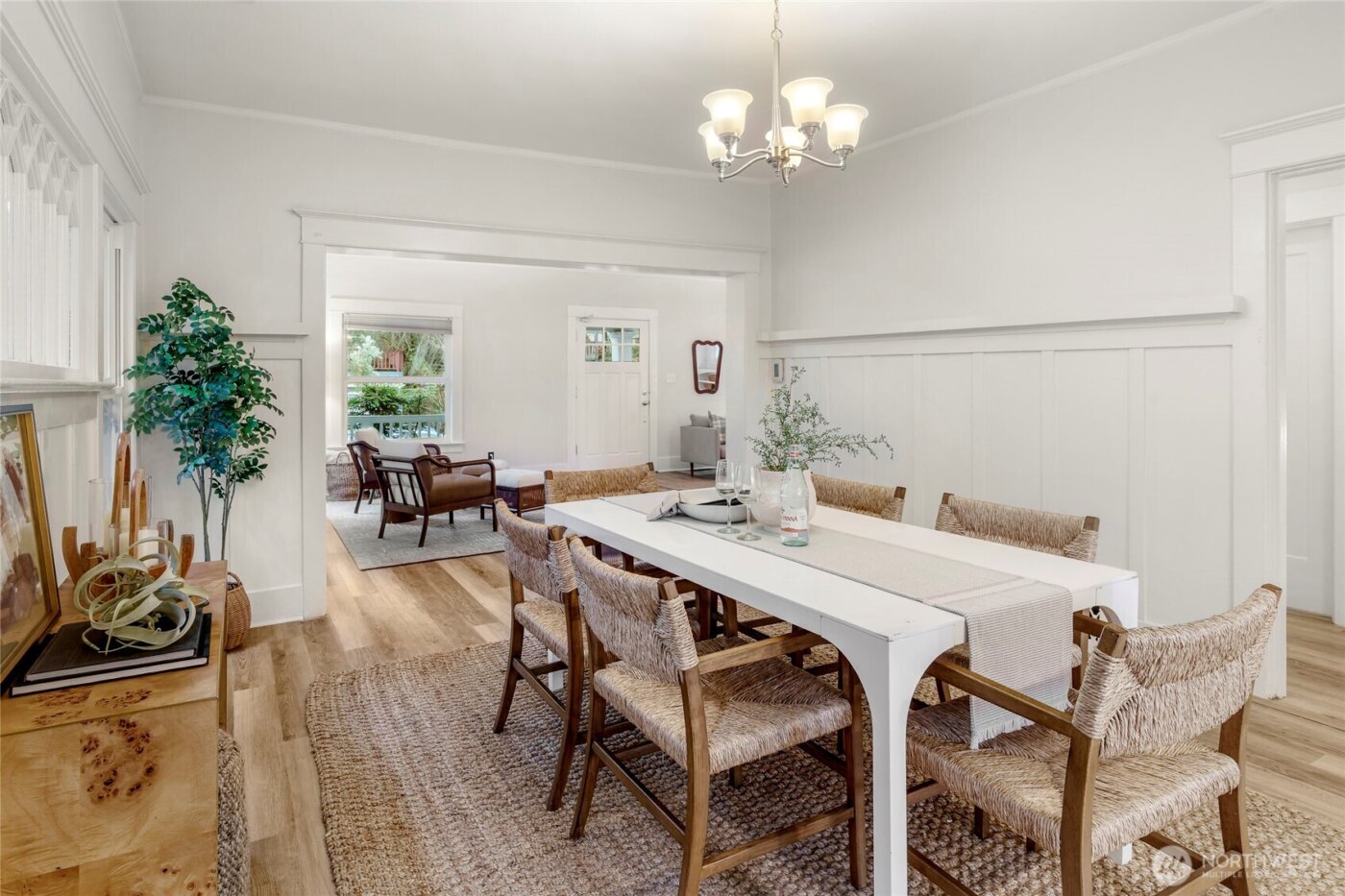 1617 33rd Avenue , Seattle, WA 98122