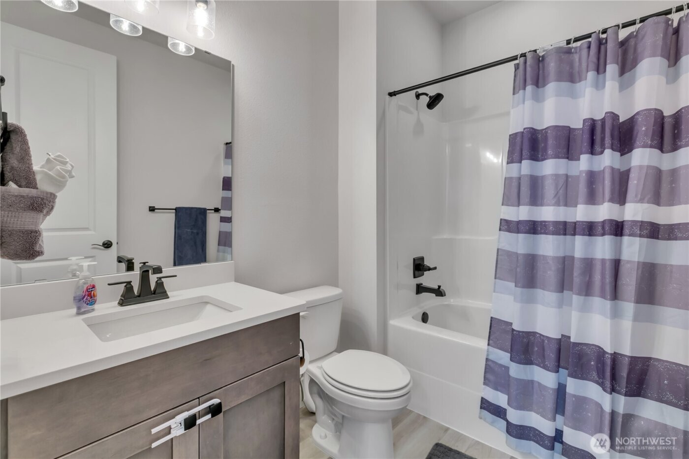 15302 206th Avenue E #205, Bonney Lake, WA 98391