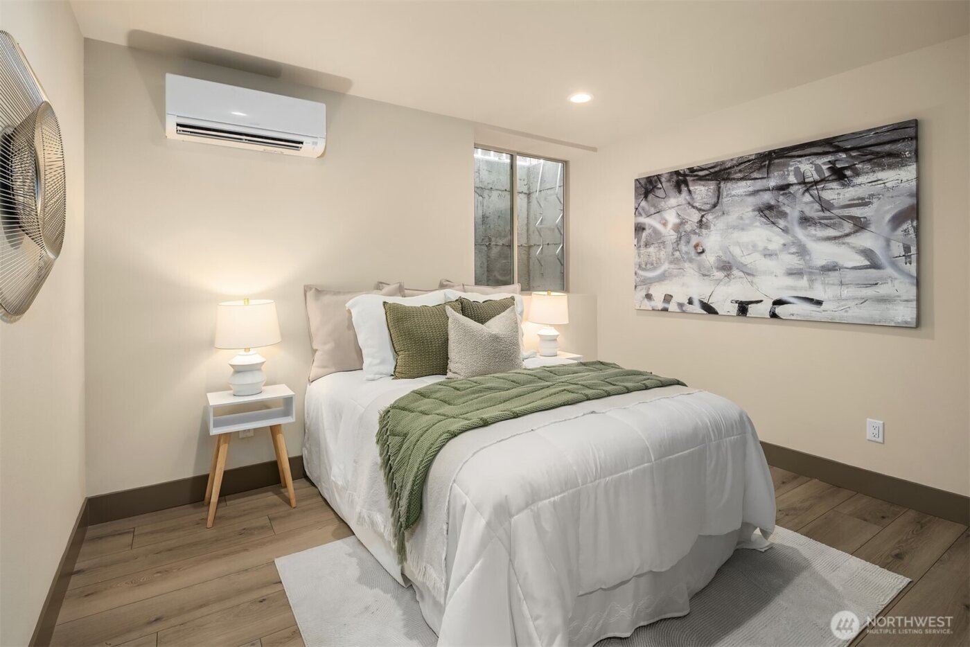 5037 25th Avenue SW, Seattle, WA 98106