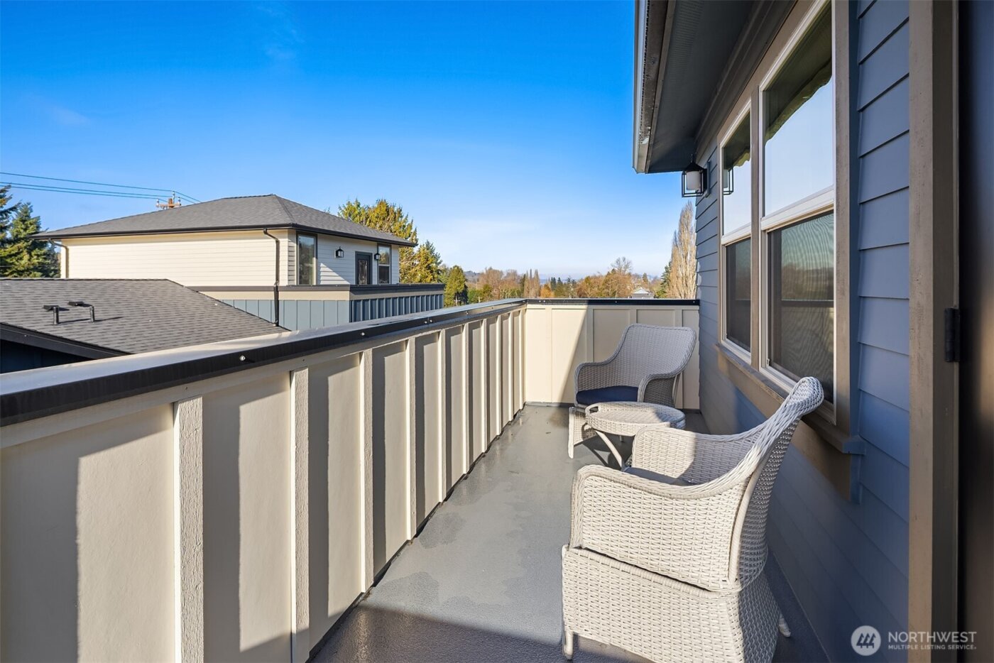 5037 25th Avenue SW, Seattle, WA 98106