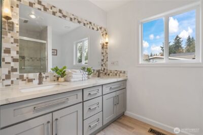 13324 30th Avenue NE, Seattle, WA 98125 - Photo 18