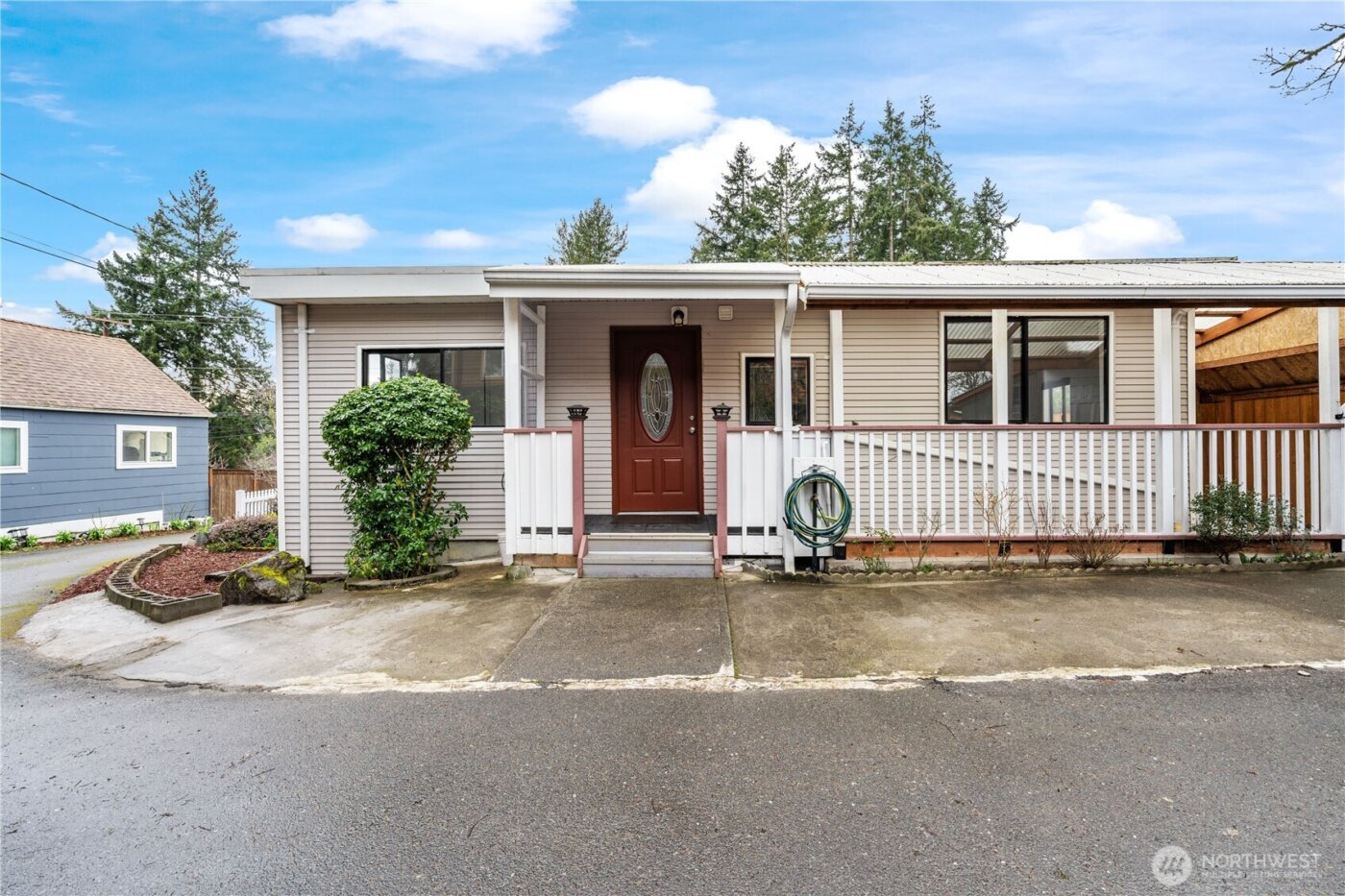 13324 30th Avenue NE, Seattle, WA 98125