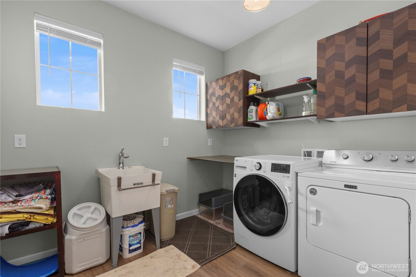 17723 127th Avenue Ct E, Puyallup, WA 98374-6910