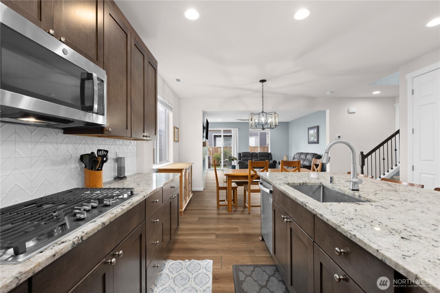 17723 127th Avenue Ct E, Puyallup, WA 98374-6910