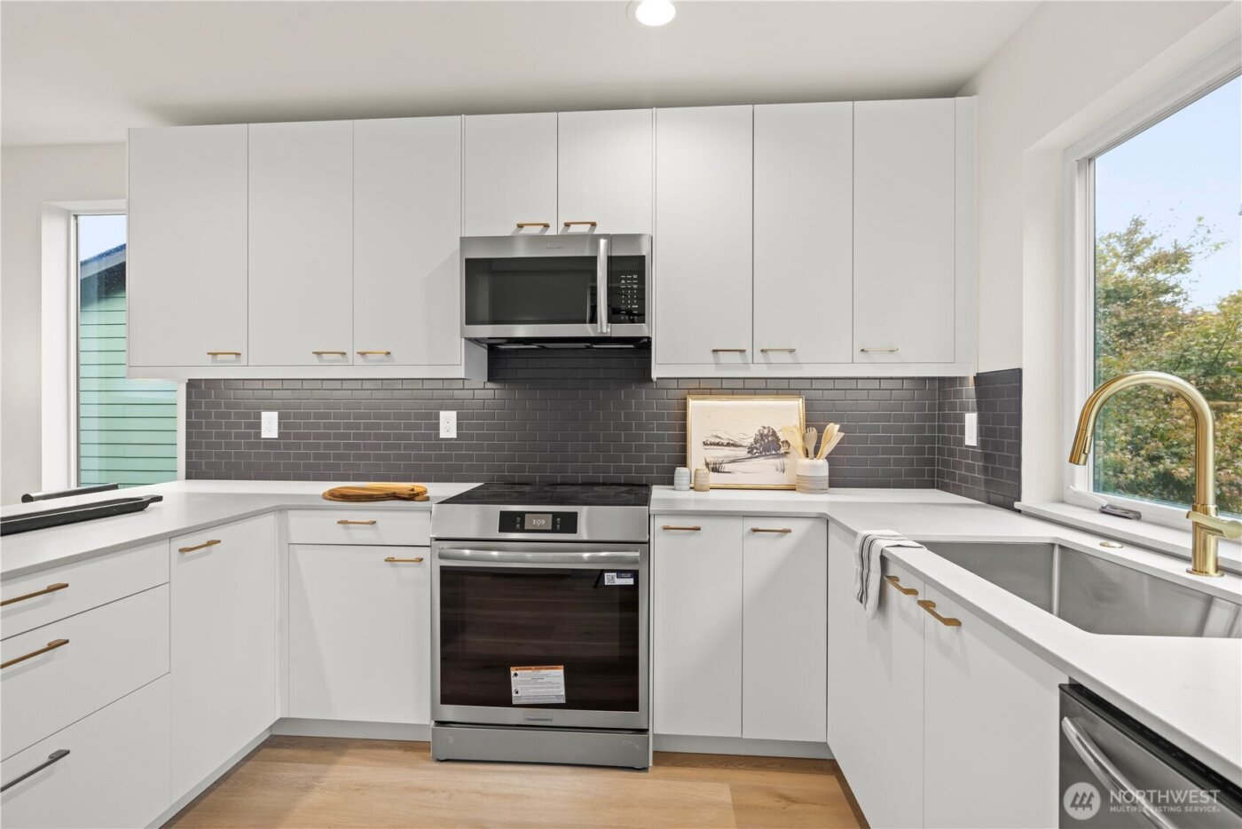 4107 25th Avenue SW, Seattle, WA 98106