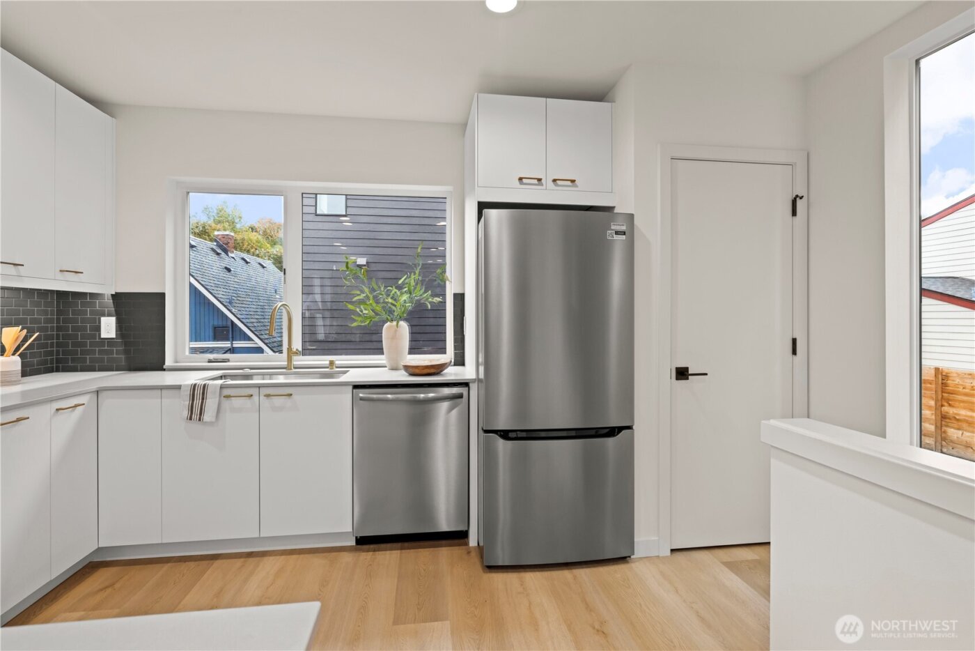 4107 25th Avenue SW, Seattle, WA 98106