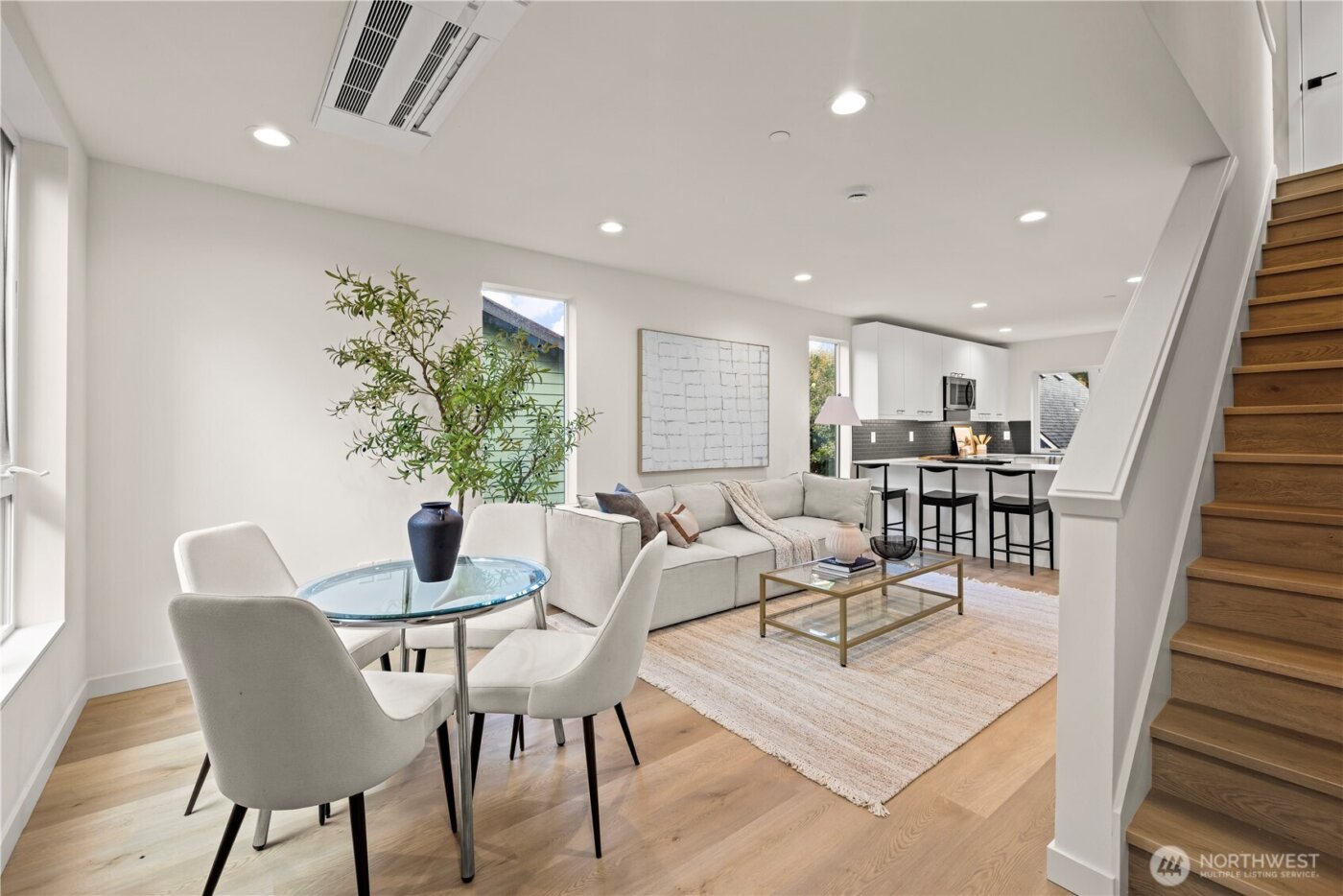 4107 25th Avenue SW, Seattle, WA 98106