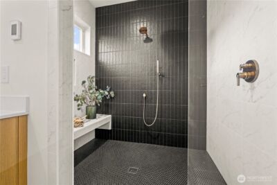 4107 25th Avenue SW, Seattle, WA 98106 - Photo 24