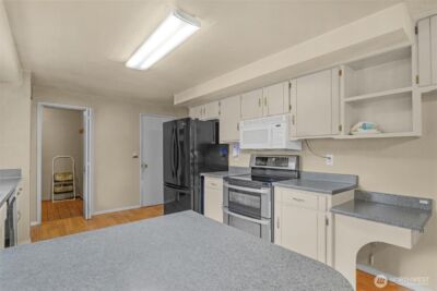 6010 86th Street NE, Marysville, WA 98270 - Photo 8