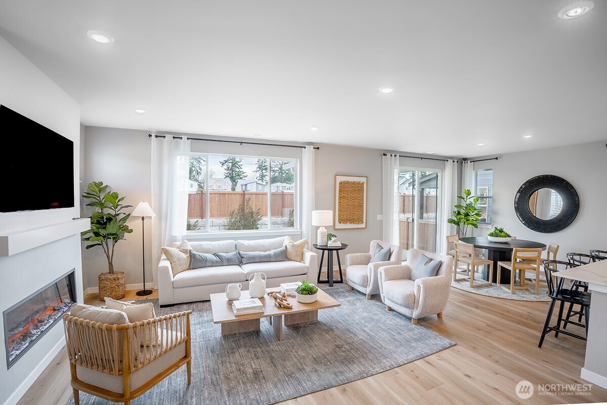 24318 13th Avenue SE #CR10, Bothell, WA 98021