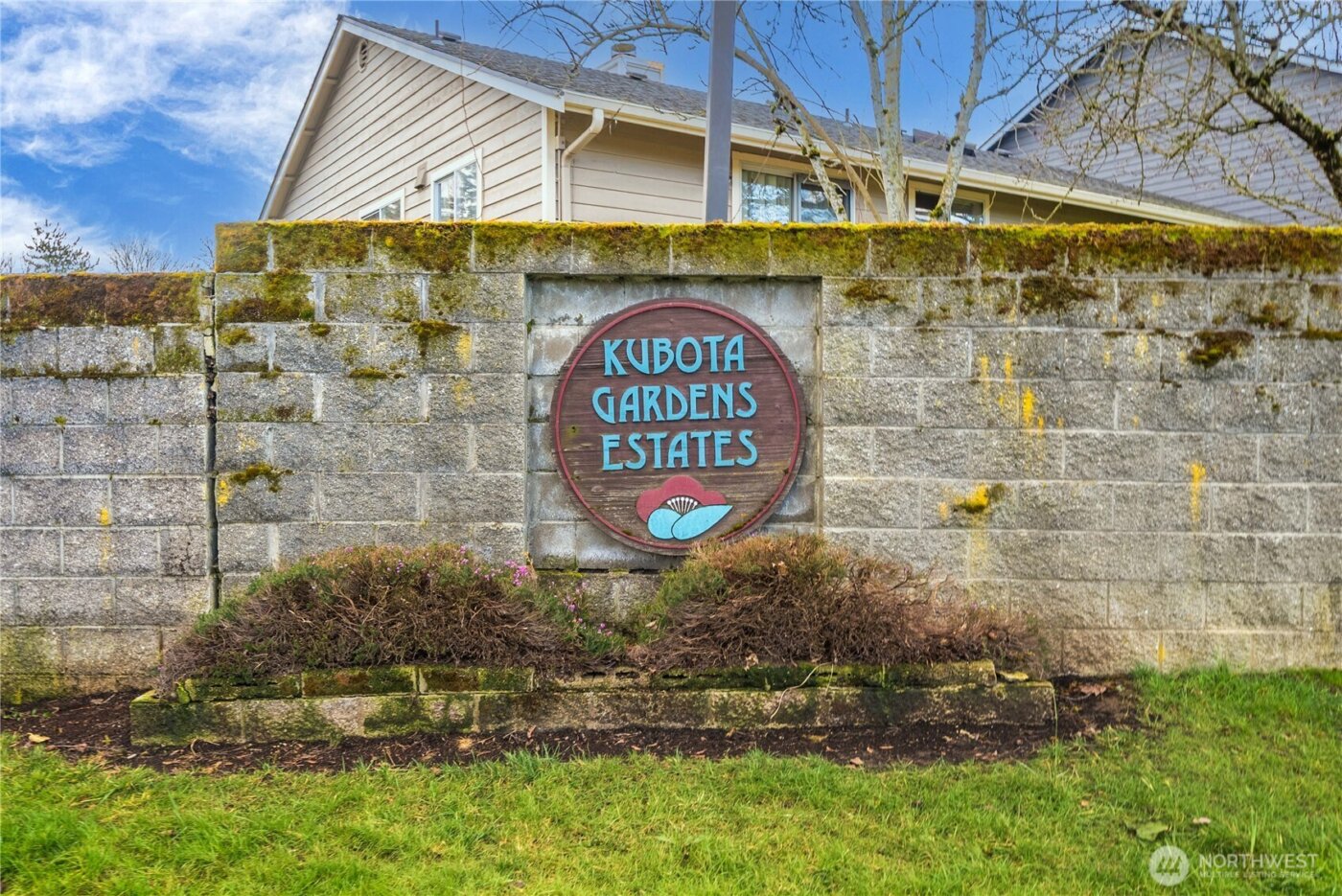 5103 S Garden Loop Road #25, Seattle, WA 98118-5744