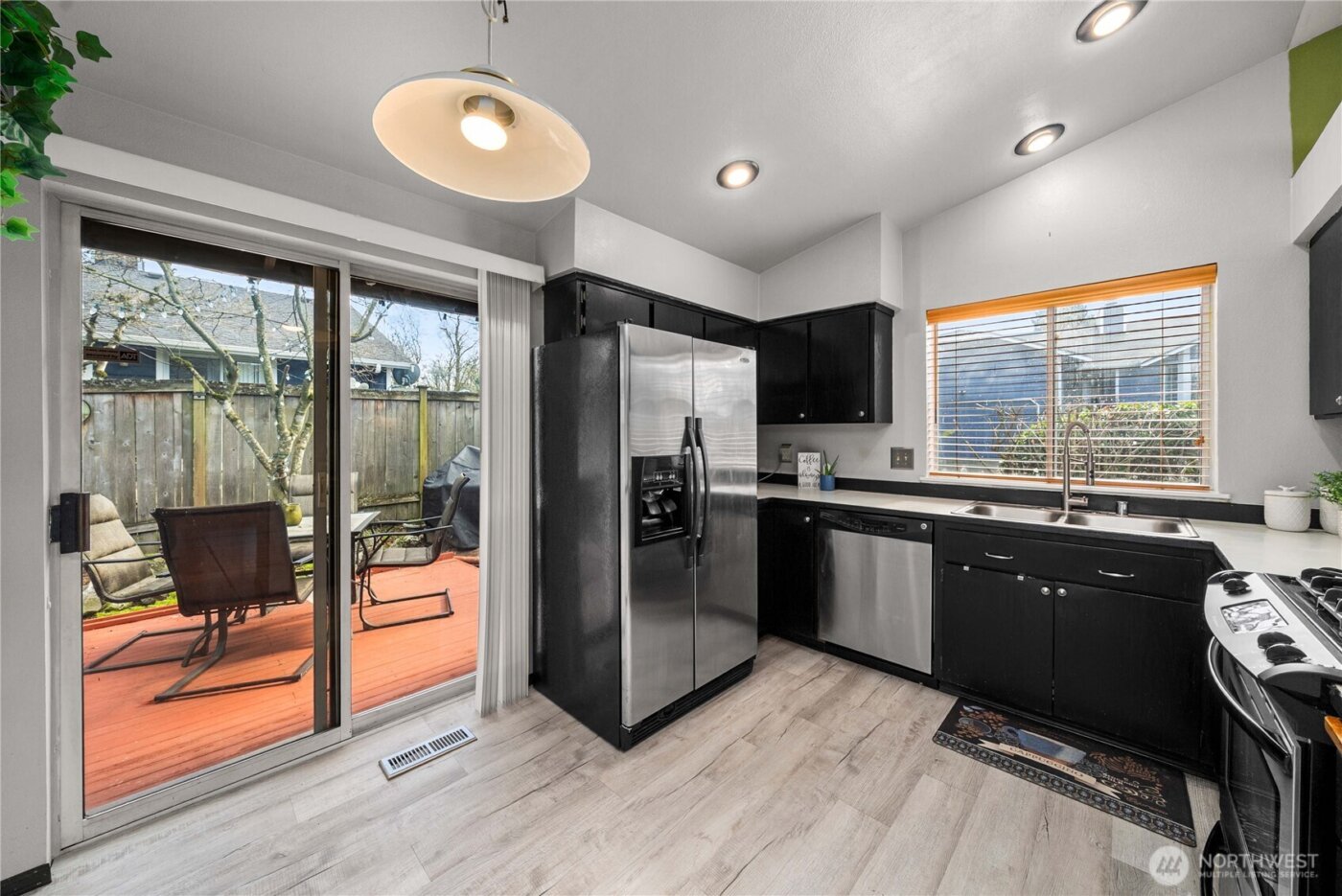 5103 S Garden Loop Road #25, Seattle, WA 98118-5744