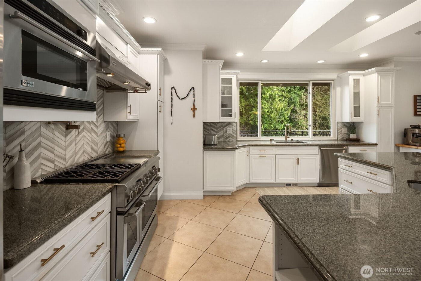 24120 131st Avenue SE #B, Snohomish, WA 98296