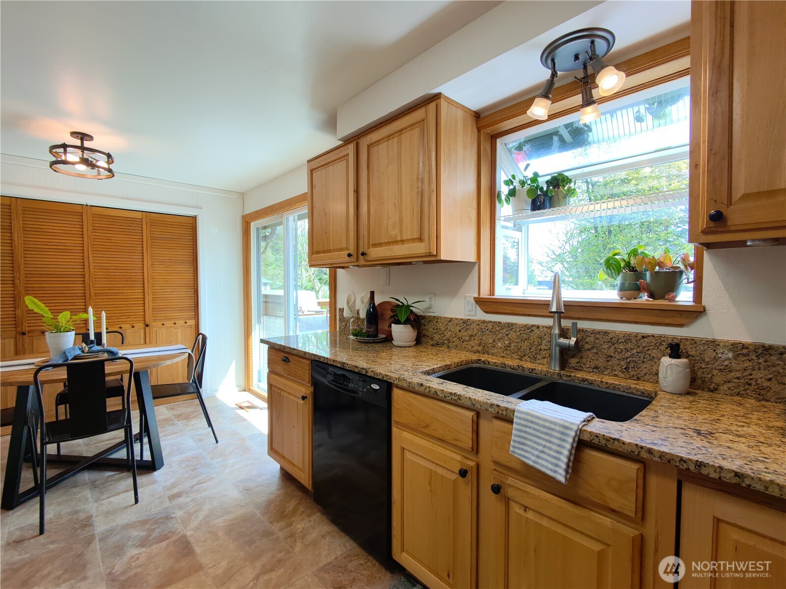 6786 La Bello Drive , Lynden, WA 98264