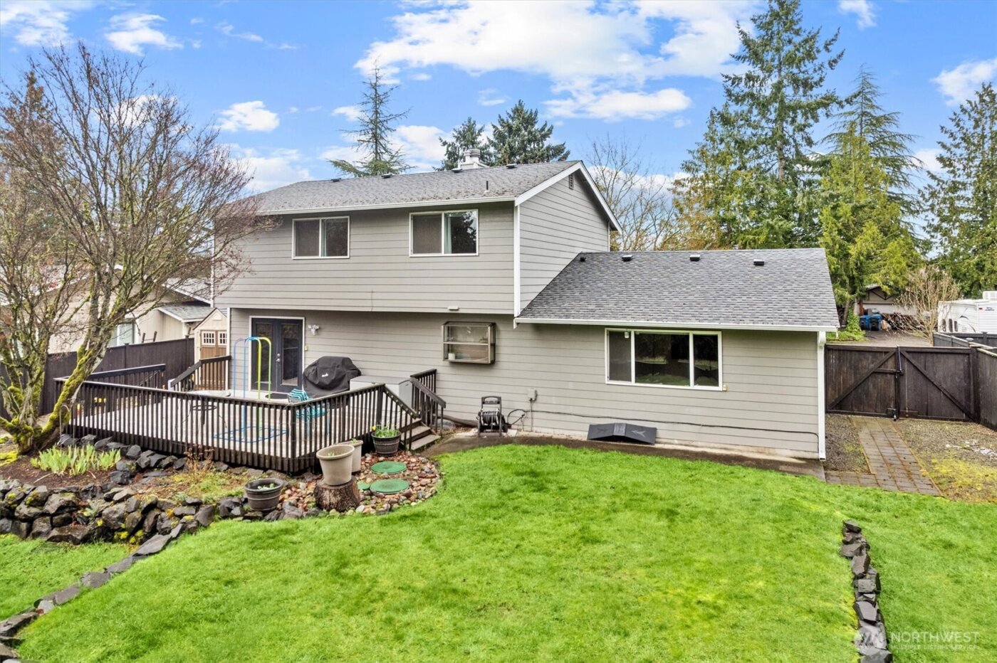 7628 40th Avenue Ct E, Puyallup, WA 98443