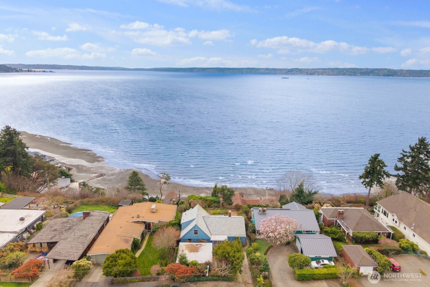 12249 Shorewood Drive SW, Burien, WA 98146