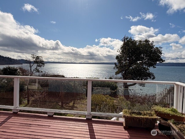 12249 Shorewood Drive SW, Burien, WA 98146