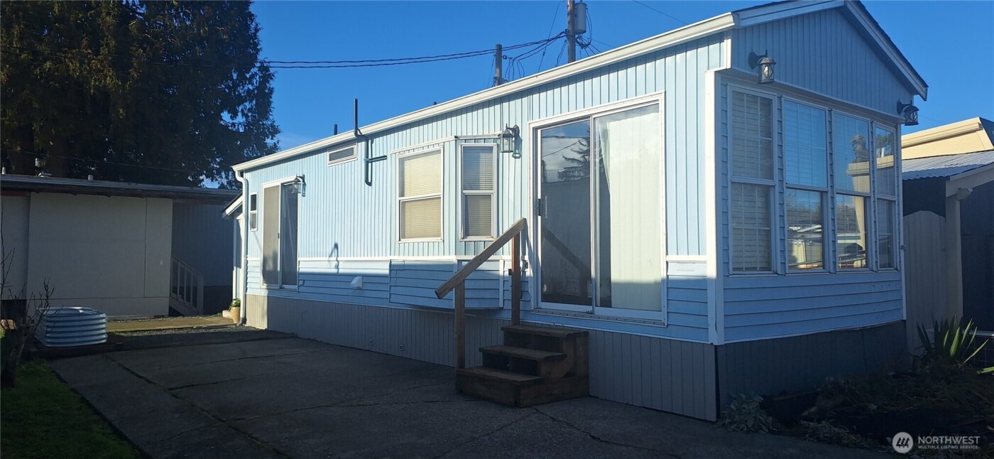 2400 DONOVAN Avenue #16, Bellingham, WA 98225